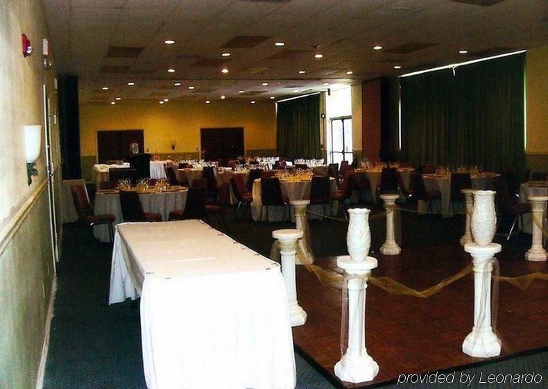 Tropical Inn Palm Bay Restaurant bilde
