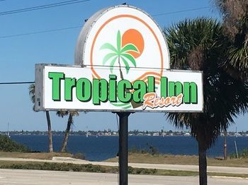 Tropical Inn Palm Bay Eksteriør bilde